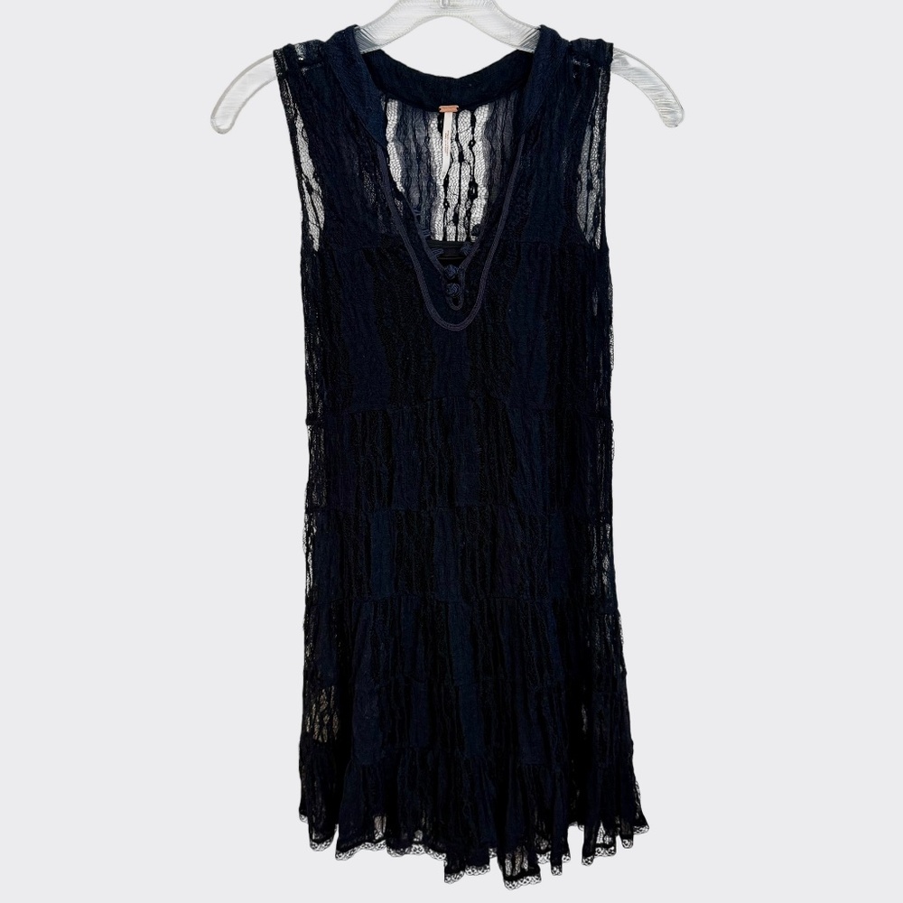 Free People Navy lace mini dress, size XS